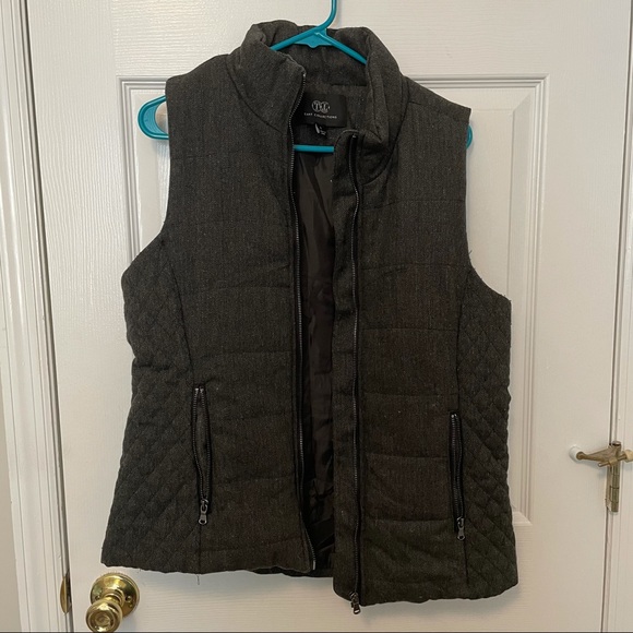 Skyros Quilted Wool Vest - Picture 2 of 3